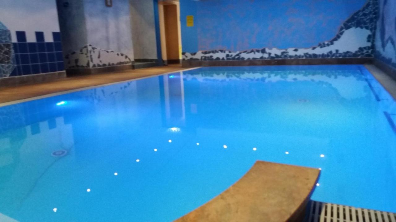Land-Gut-Hotel Zum Alten Forsthaus - Aufladestation Fuer Elektroautos Hürtgenwald Esterno foto
