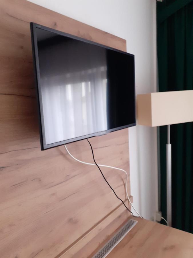 Land-Gut-Hotel Zum Alten Forsthaus - Aufladestation Fuer Elektroautos Hürtgenwald Esterno foto