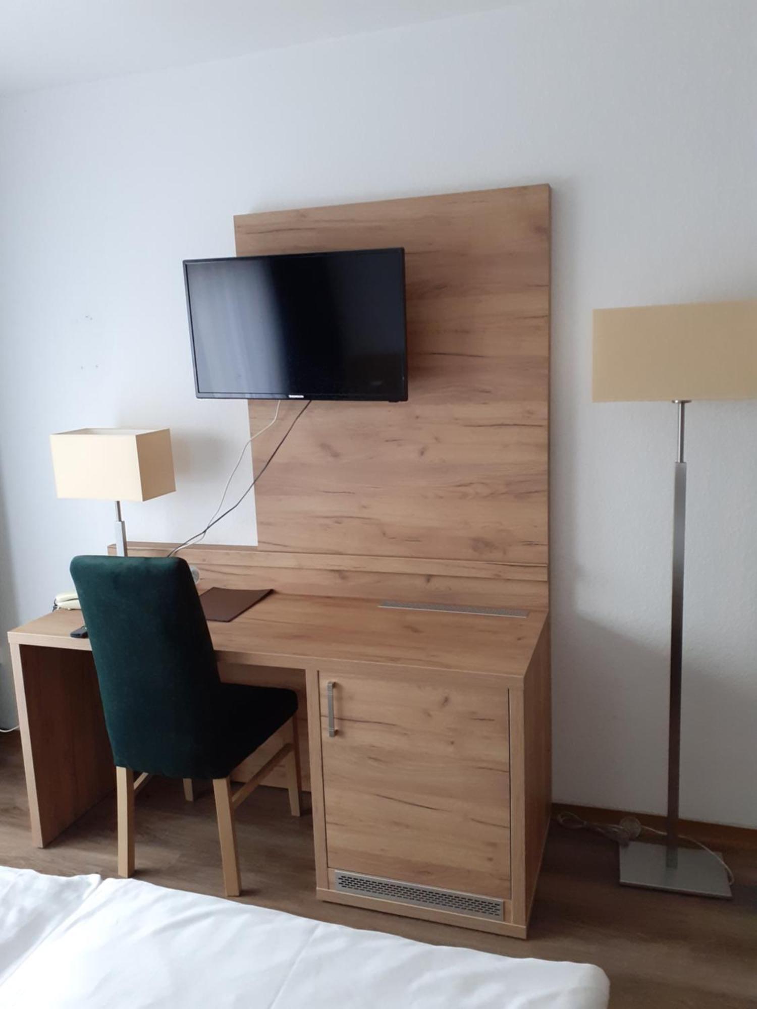 Land-Gut-Hotel Zum Alten Forsthaus - Aufladestation Fuer Elektroautos Hürtgenwald Esterno foto