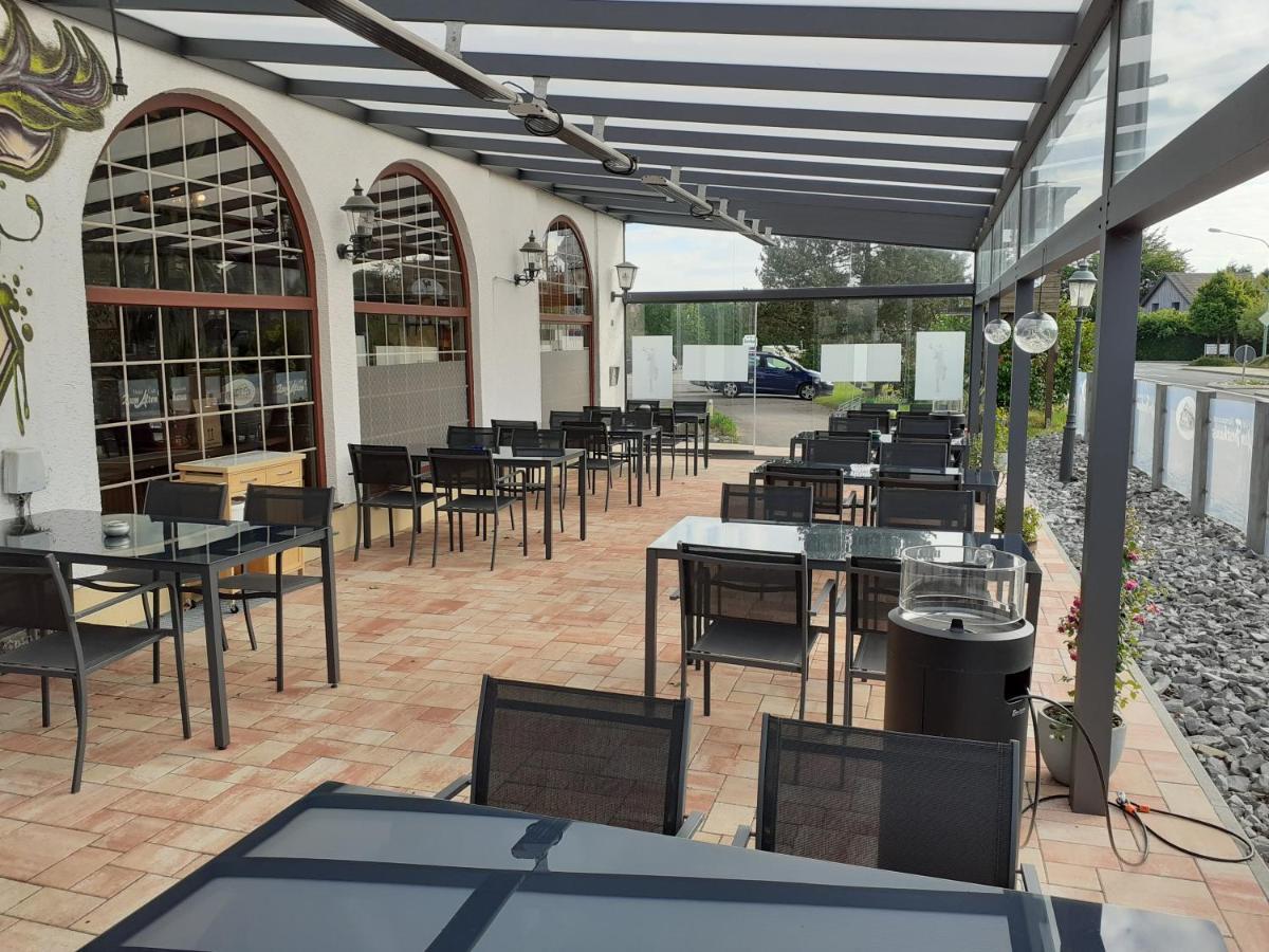 Land-Gut-Hotel Zum Alten Forsthaus - Aufladestation Fuer Elektroautos Hürtgenwald Esterno foto