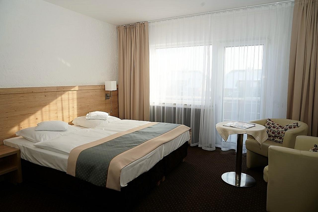 Land-Gut-Hotel Zum Alten Forsthaus - Aufladestation Fuer Elektroautos Hürtgenwald Esterno foto