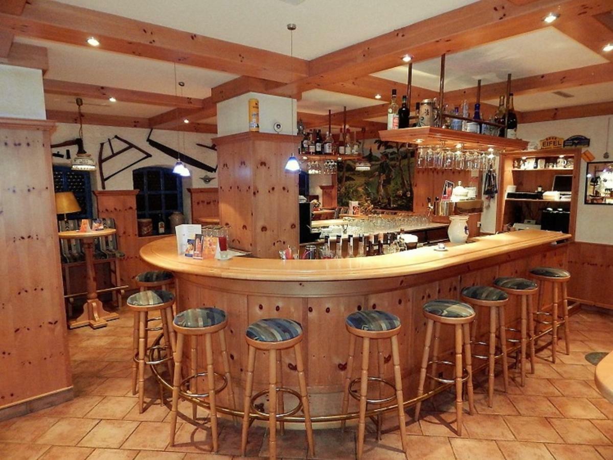 Land-Gut-Hotel Zum Alten Forsthaus - Aufladestation Fuer Elektroautos Hürtgenwald Esterno foto